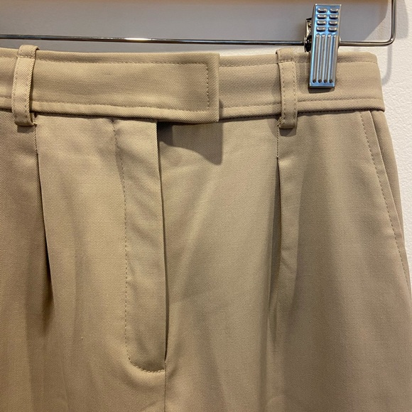 Aritzia Babaton Swift Pants in Cream - Picture 4 of 12